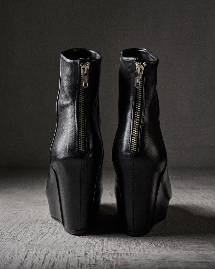 RAVNA soft BLACK