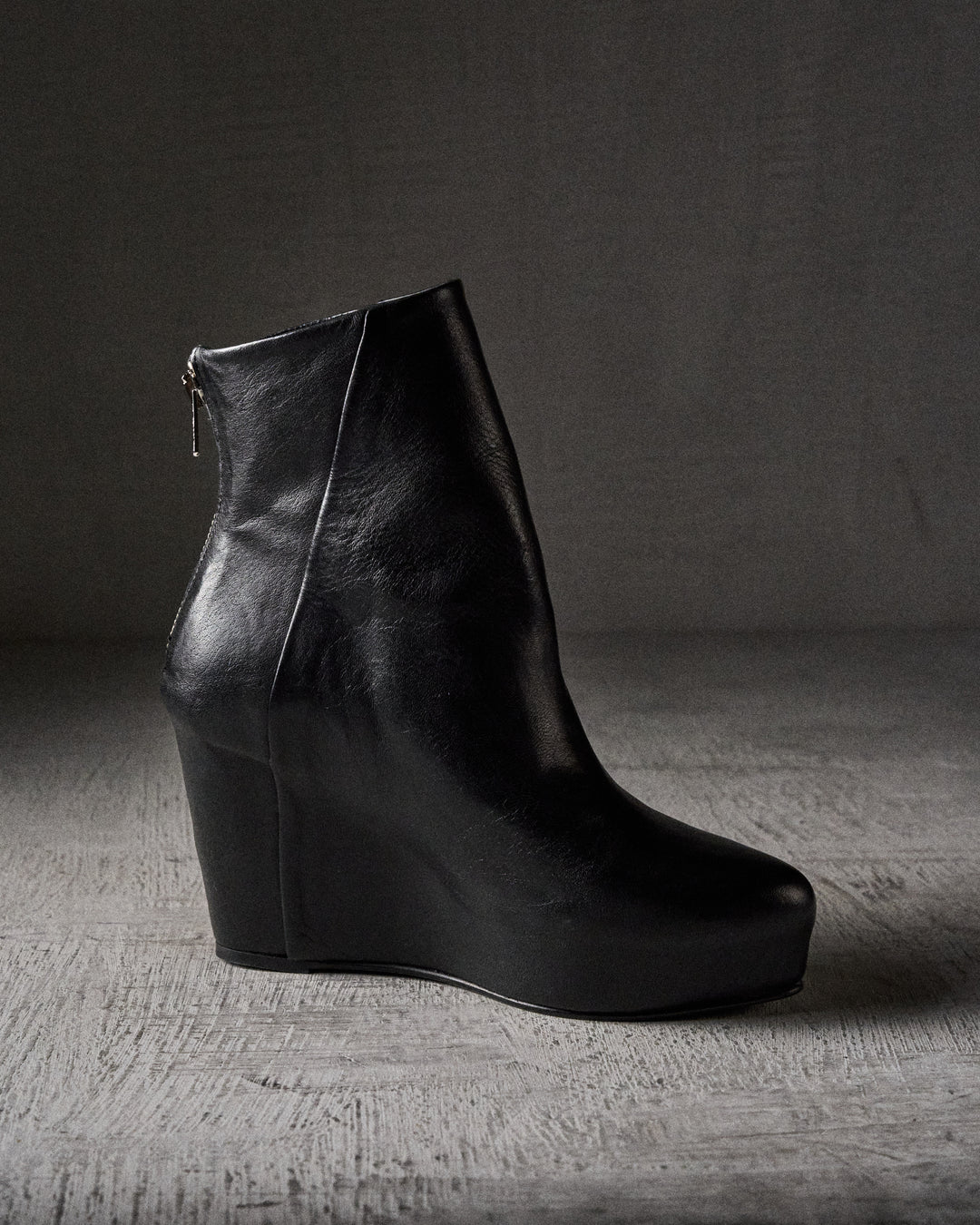 RAVNA soft BLACK