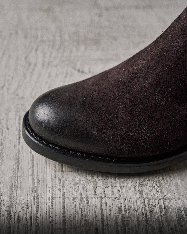AUDLEY waxed suede FUDGE