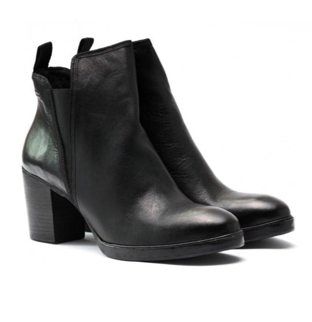 the last conspiracy AASE trento Chelsea Boot 001 Black
