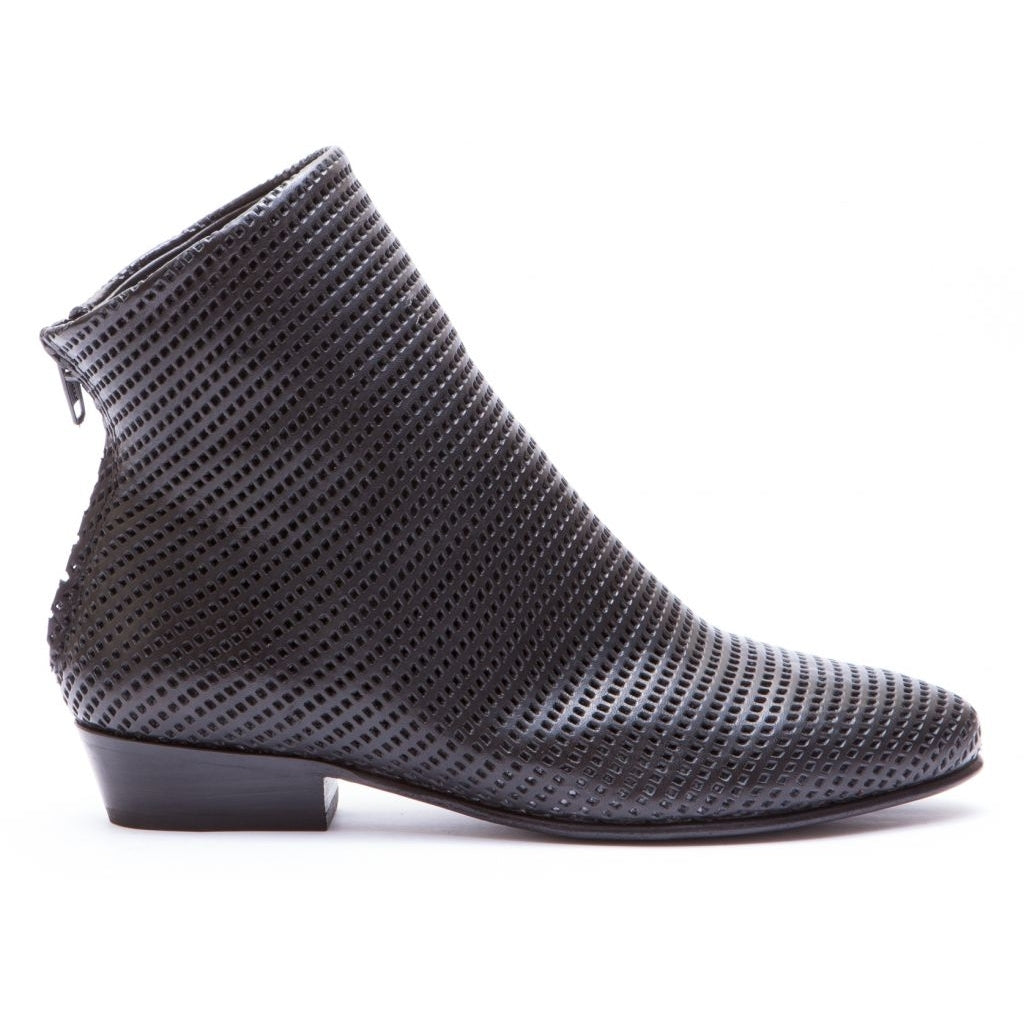 BIFROST perforated - Black