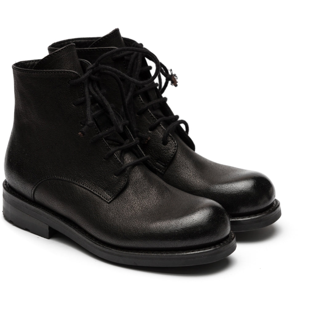 the last conspiracy JANE Laced Boot 001 Black