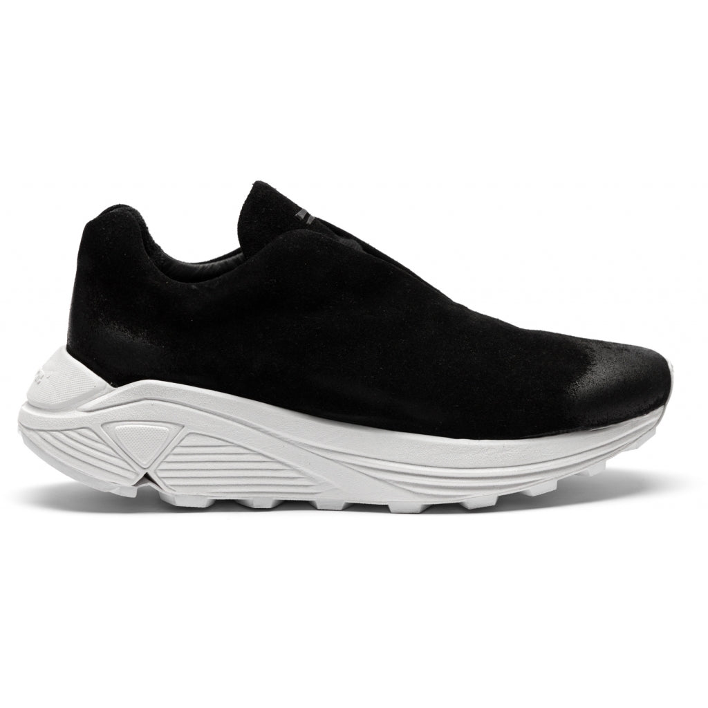 the last conspiracy KANTI suede Low Top Sneaker 201 Black/white sole
