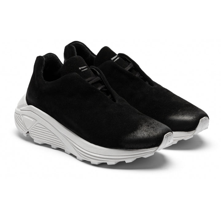 the last conspiracy KANTI suede Low Top Sneaker 201 Black/white sole