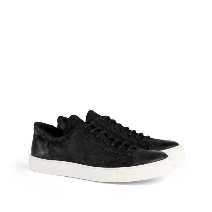 EDGAR waxed suede - Black/white sole